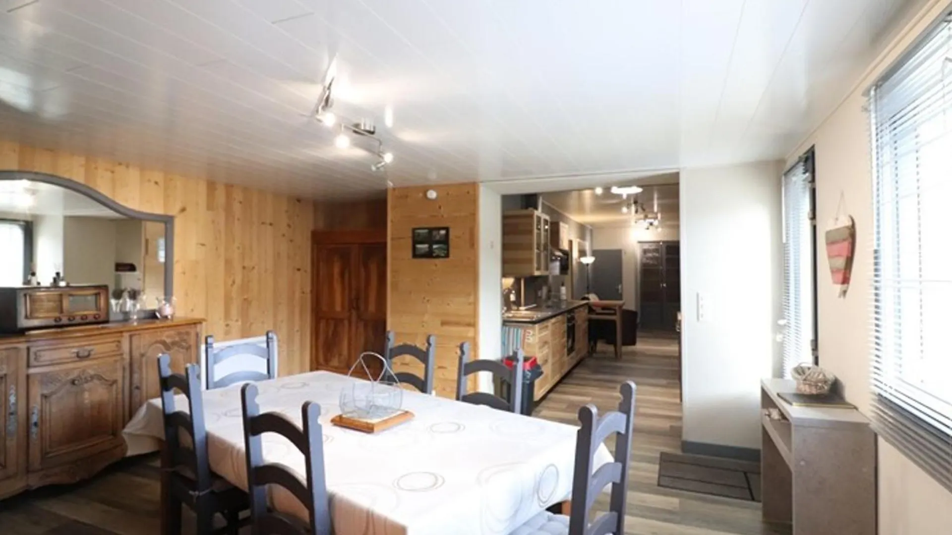 Holiday home Maison Renovee Avec Jardin Et Terrasses, Proche Station Super-Lioran - Fr-1-742-306 Thiezac France