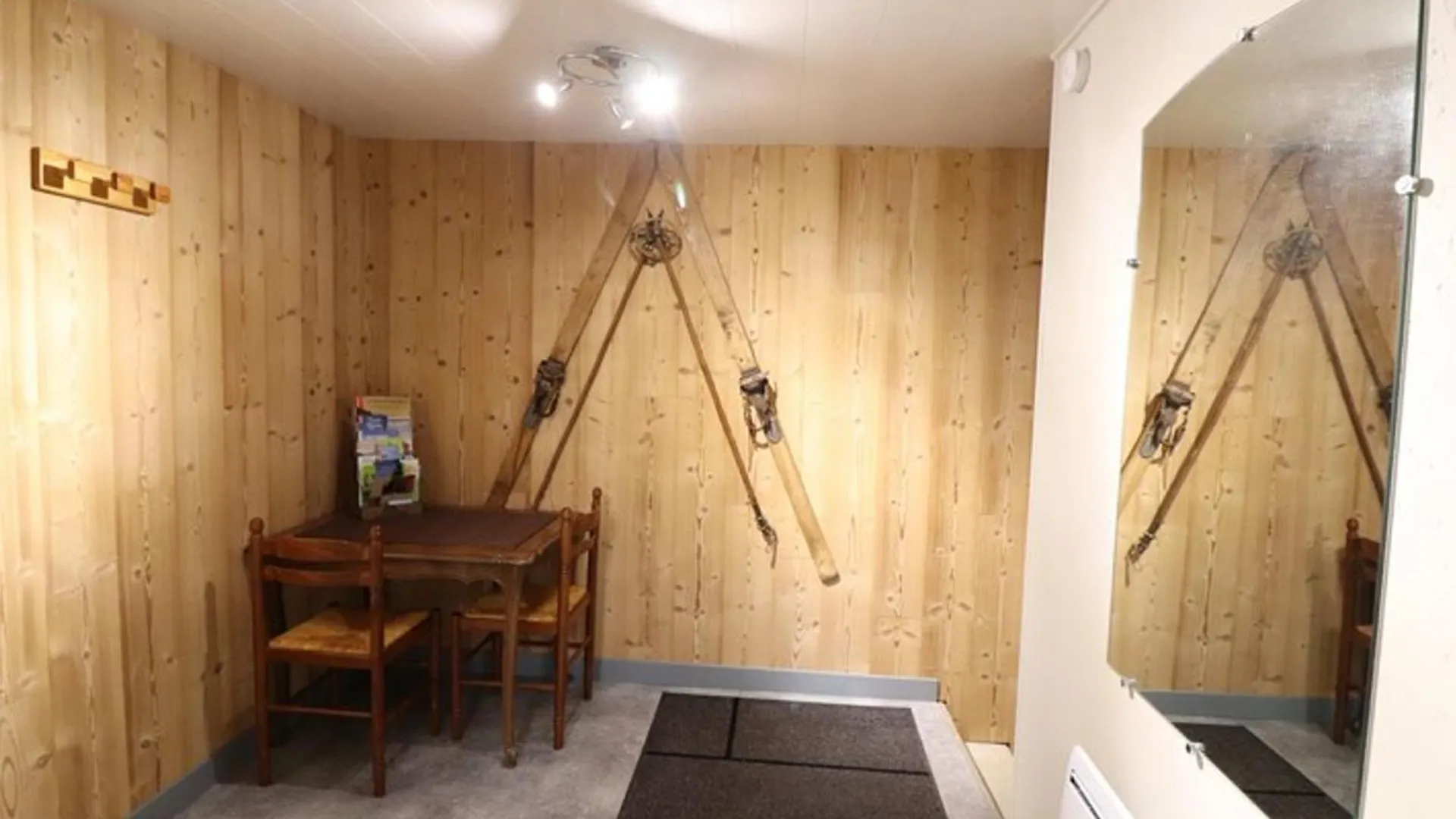 بيت للعطل Maison Renovee Avec Jardin Et Terrasses, Proche Station Super-Lioran - Fr-1-742-306 Thiézac